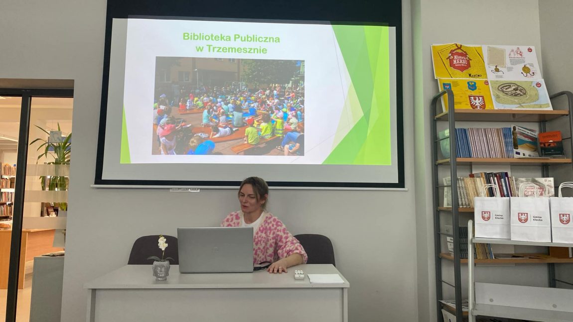 „Bibliotekarzu – pochwal się”