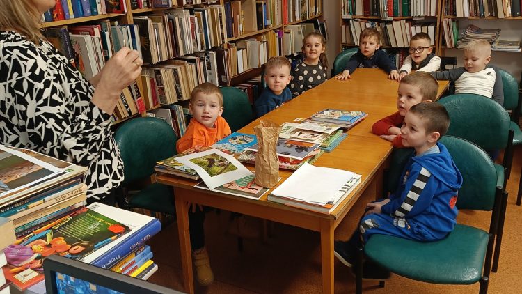 Motylki w bibliotece!