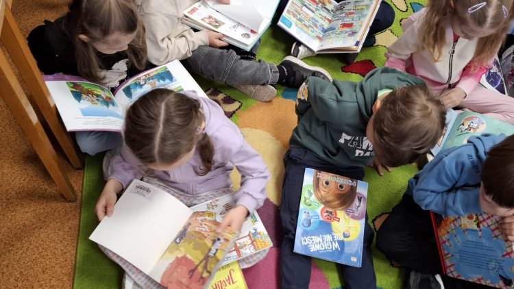 Wizyta „Kruczków” w bibliotece
