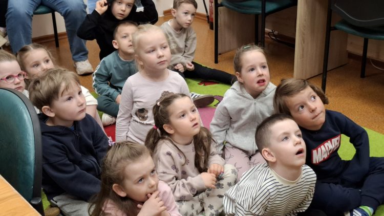 Odwiedziny „Jaskółek”
