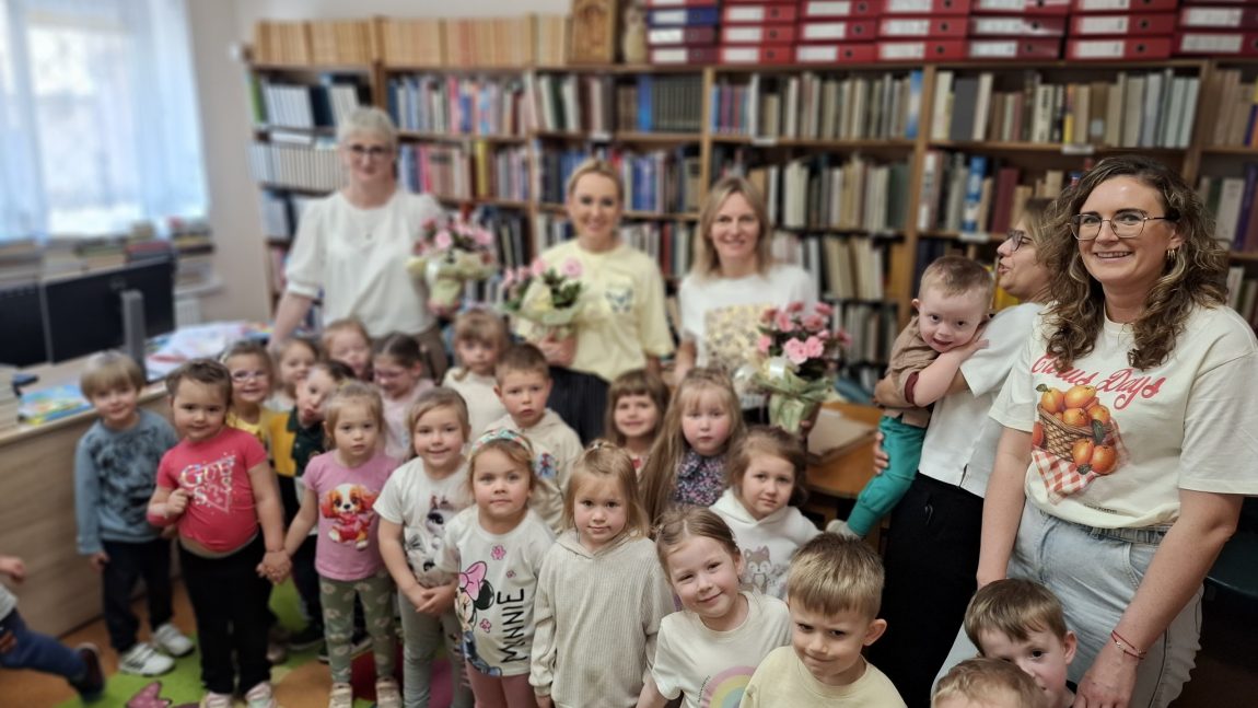 „Tygryski” odwiedziły bibliotekę